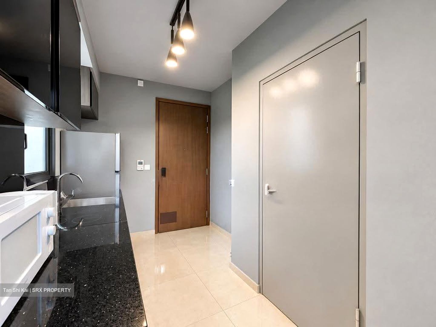City Suites (D12), Apartment #639243361